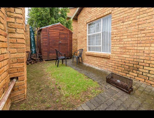 2 BEDROOM APARTMENT FOR SALE IN HONEYPARK